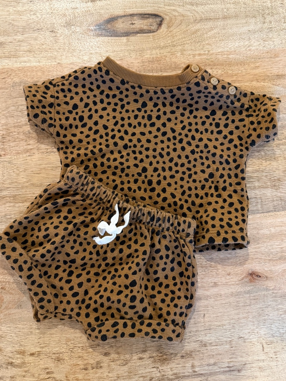 Old Navy Leopard Print Matching Set | 0–3 Months | Gender Neutral